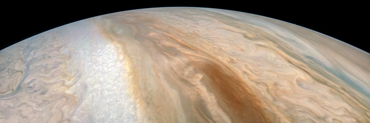 Juno-Jupiter-3600x1800-w1200-w1200.jpg
